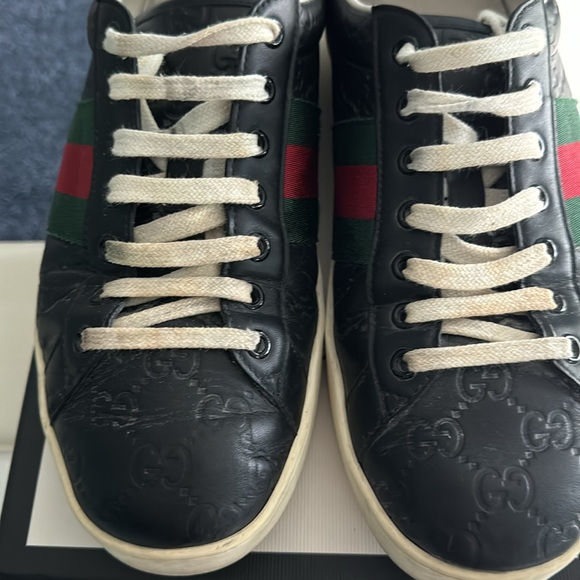 Gucci Signature Leather upper and rubber sole - Picture 6 of 9
